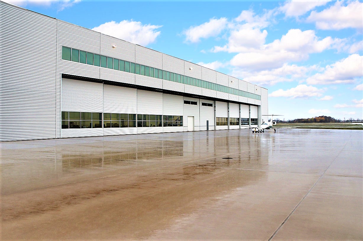 Amway Hangars - Bi-Parting Door System