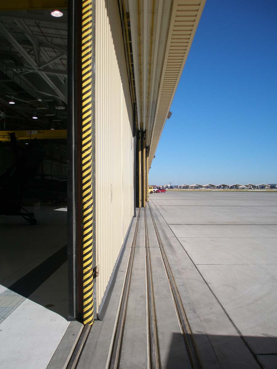 Army Aviation Support Hangar - Floating Door System