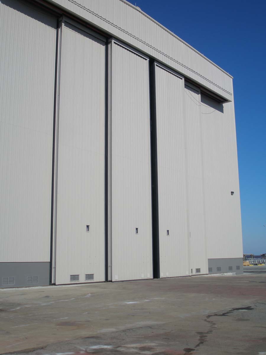 Diversified Yacht - Bi-Parting Door System