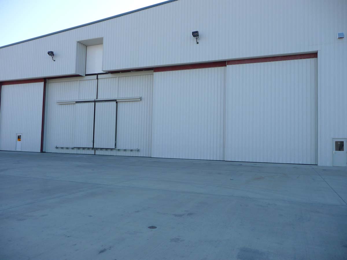 DRS Technical Services - Bi-Parting Door System