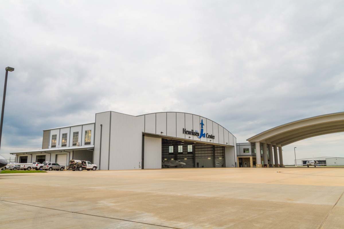 Henriksen Jet Center - Norco Door Systems