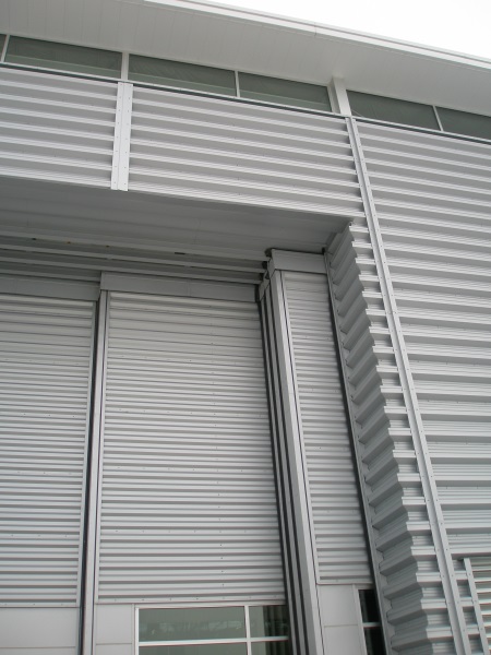 John Deere Hangar - One-Way Door System