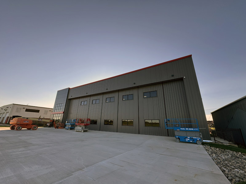 Corporate Hangar - 90 Degree Door System