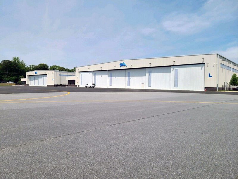 Atlantic Aviation - One-Way and Floating Door Systems