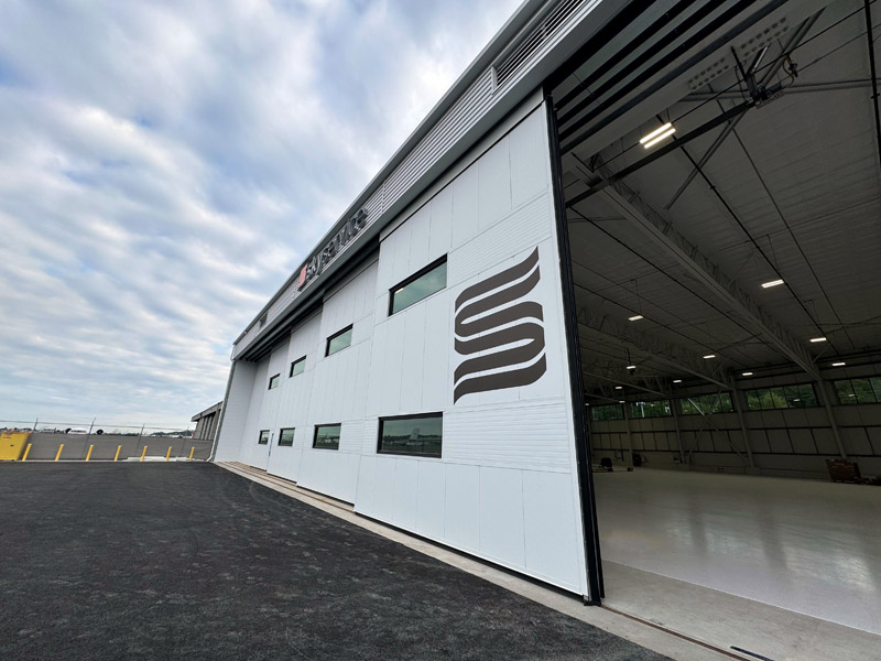 Skyservice Aviation Hangars - Bi-Parting Door System