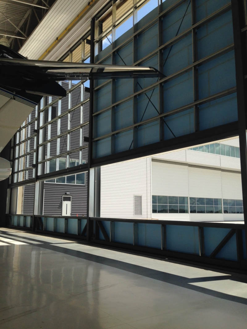 Amway Hangars - Retrofit Hangar Door System