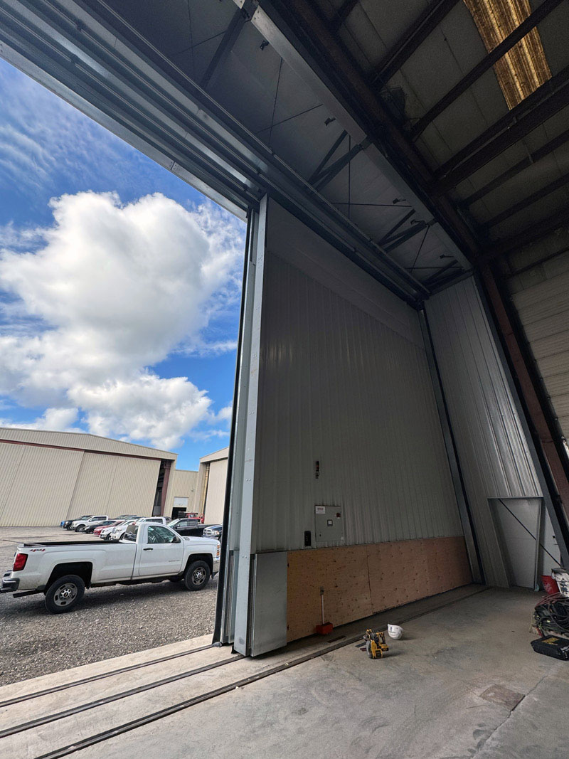 Gladding-Hearn Shipbuilding - Floating Hangar Door System