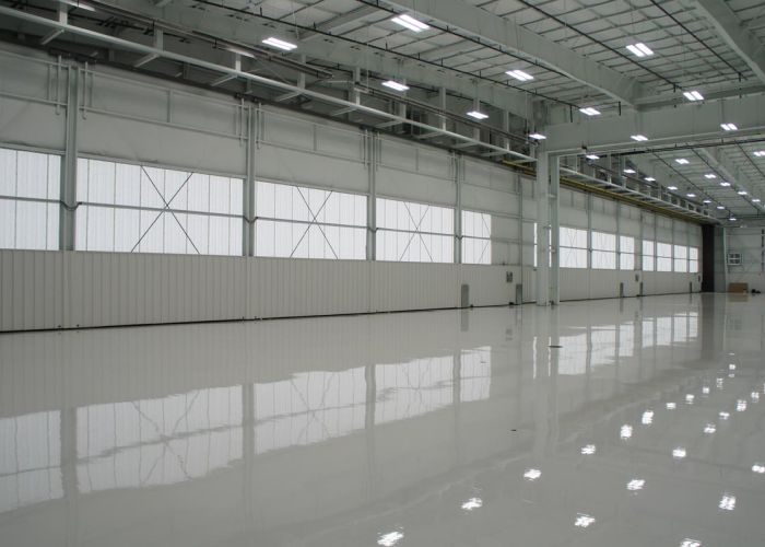 Aero Colorado Hangar - Floating Door System