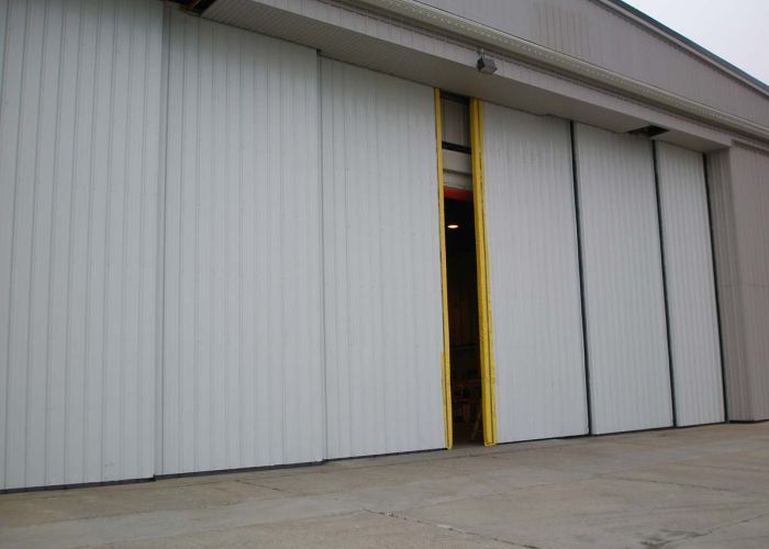 Fort Greely - Bi-Parting Door System