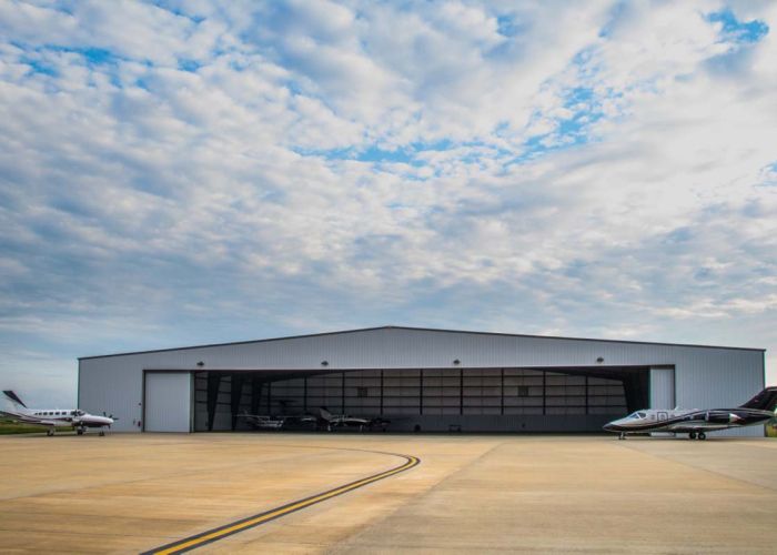 Henriksen Jet Center - Norco Door Systems