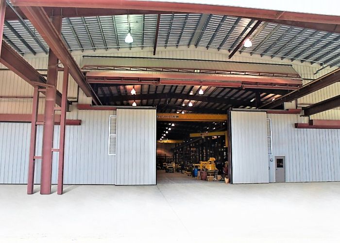 Crane Door - Bi-Parting System